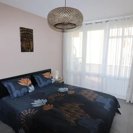 Apartment T4 Pro Et Famille - - Base Nature - A Pied - Parking - Commerces *