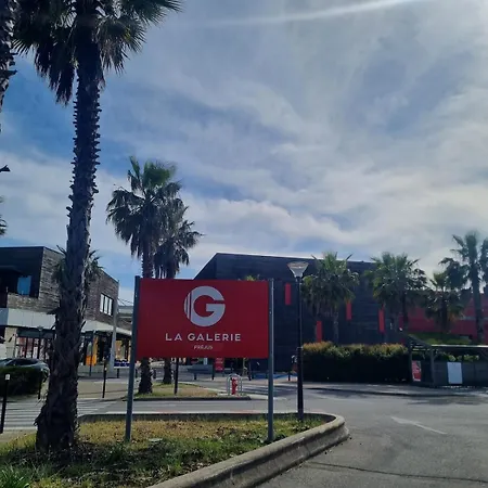 T4 Pro Et Famille - - Base Nature - A Pied - Parking - Commerces 公寓 Fréjus